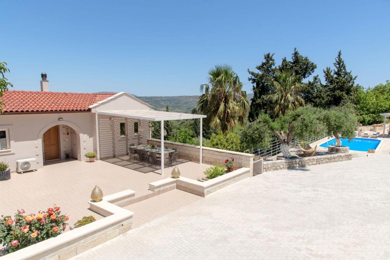 Villa Chrysallis With Heated Pool Georgioupoli Exterior foto