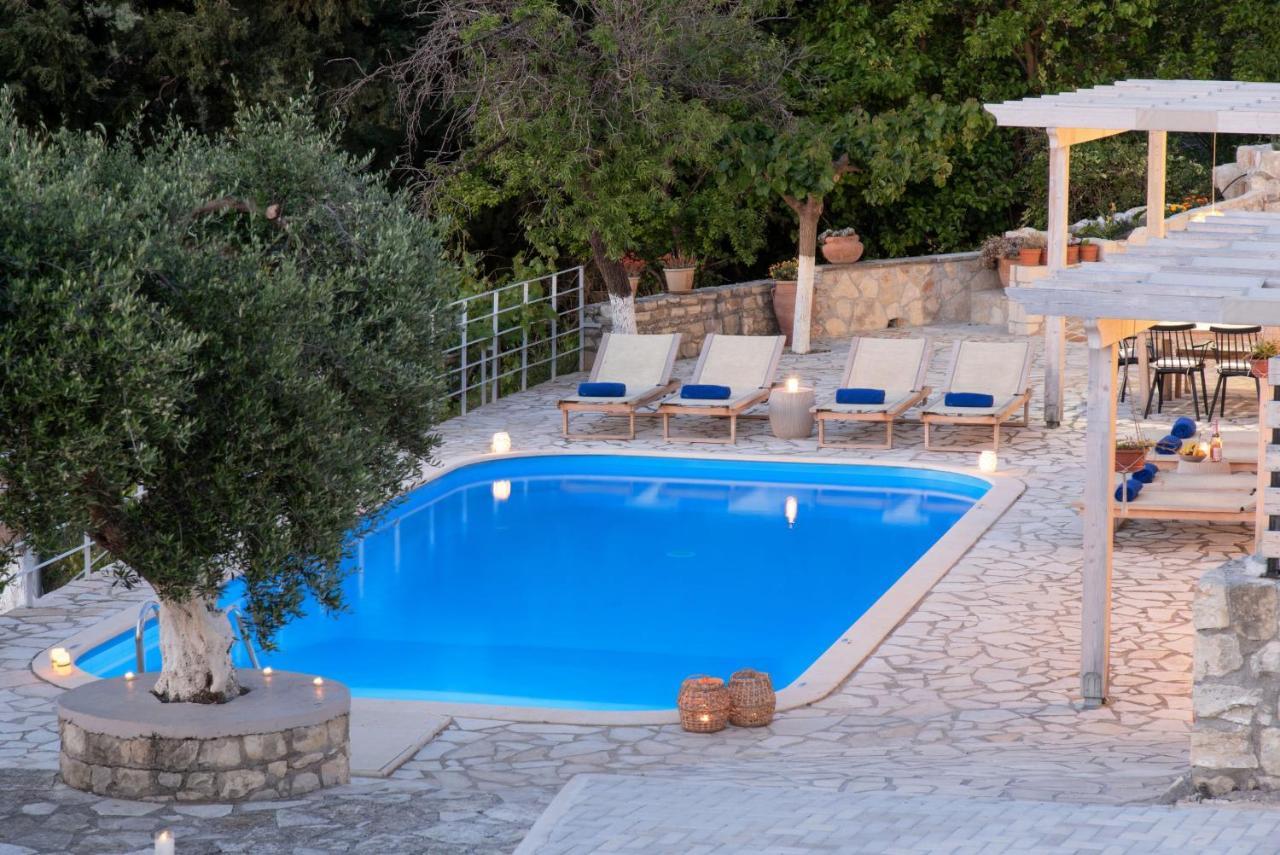 Villa Chrysallis With Heated Pool Georgioupoli Exterior foto